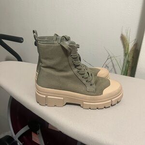 Olive Green Combat Boots Women